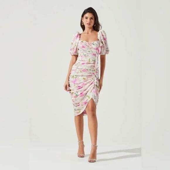 ASTR The Label EMMA FLORAL RUCHED BUBBLE SLEEVE MIDI DRESS XS - Picture 1 of 14
